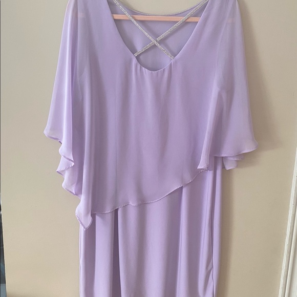 Dress - Picture 3 of 4